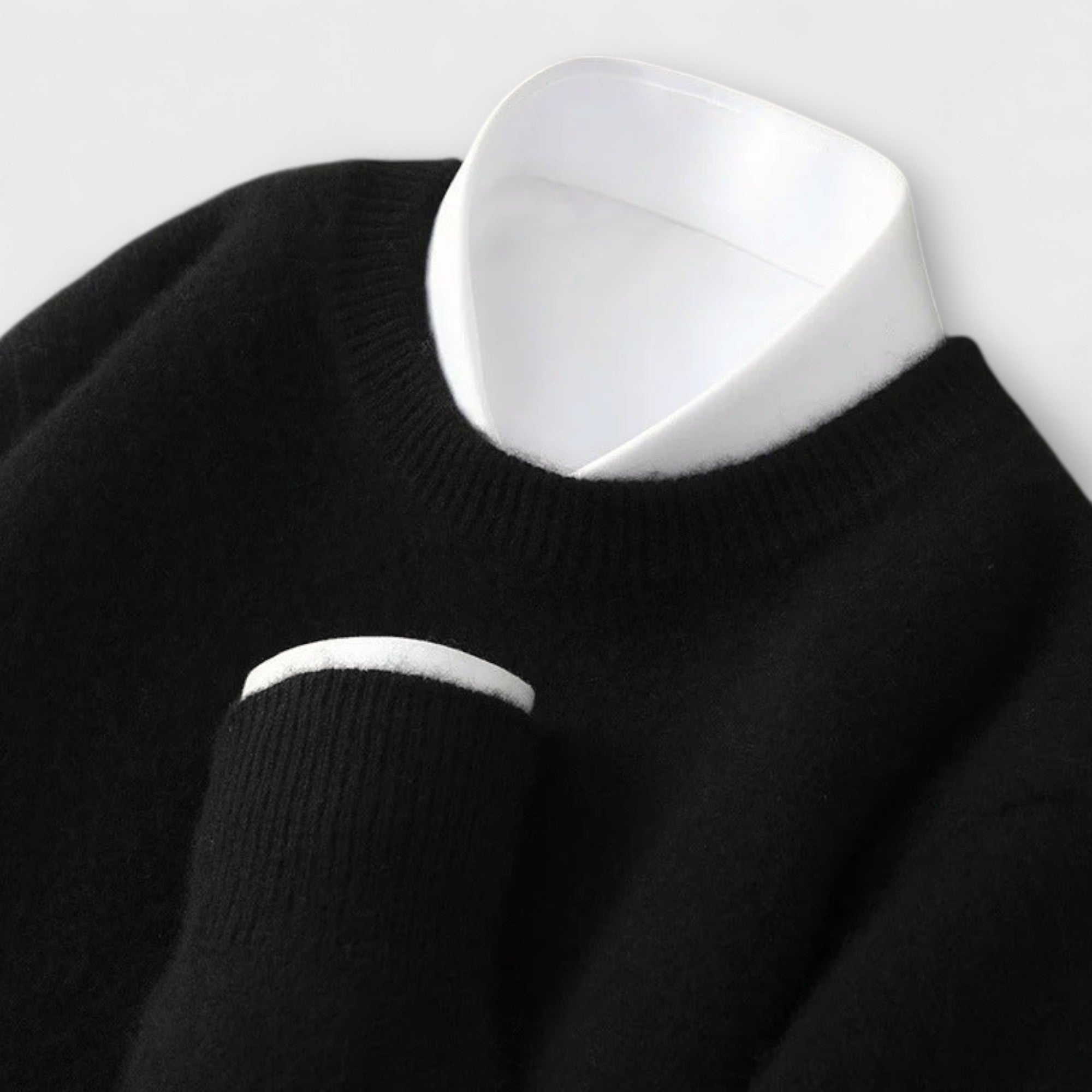 Elden™ | Cashmere Mock-Neck Sweater